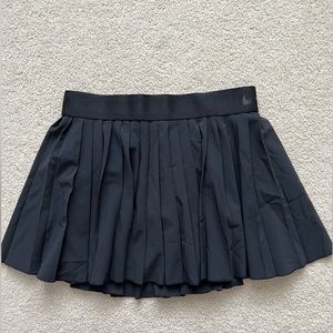 Nike pleated golf skirt